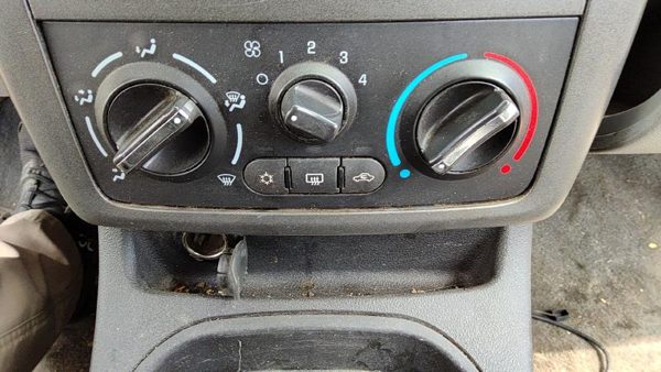 05-10 Chevy Cobalt Temperature Control Module In Dash Heater Ac Head Unit Oem — photo 2