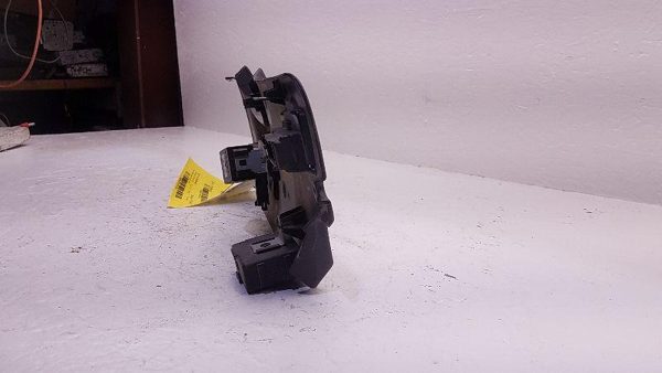 1996 Subaru Legacy Dash Panel 95-97 Lower Knee Bolster Trim OEM — photo 4
