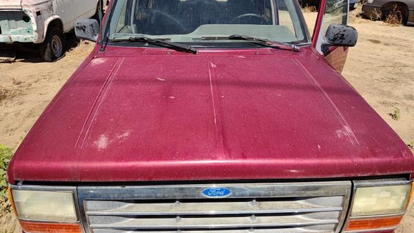 1994 Ford Explorer Hood Red — photo 1