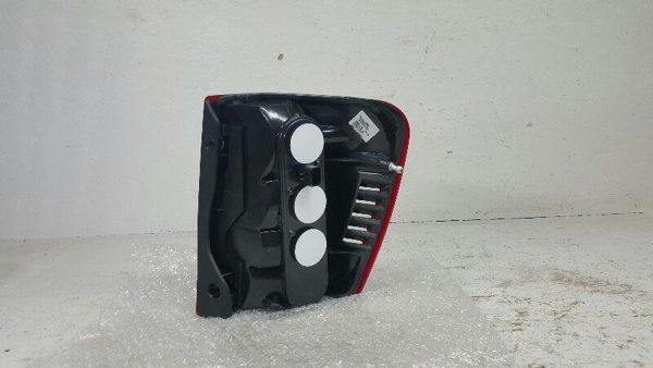 1999 Gndche Tail Light Assembly LH Driver Left Thru 11/11/01 Fits 99-02 Grand — photo 3
