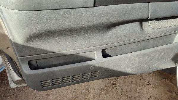 02-04 Nissan Xterra Driver Left Front Door Trim Panel With Master Switch Gray K — photo 7