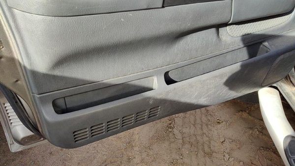 02-04 Nissan Xterra Driver Left Front Door Trim Panel With Master Switch Gray K — photo 8
