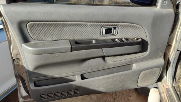 02-04 Nissan Xterra Driver Left Front Door Trim Panel With Master Switch Gray K — photo 1