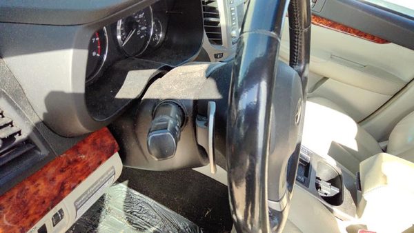 2012 Subaru Legacy Steering Column Key — photo 3