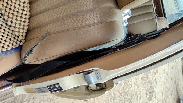 79-83 Mercedes 300Td Driver Left Front Seat Belt Retractor Oem Shoulder Brown — photo 1