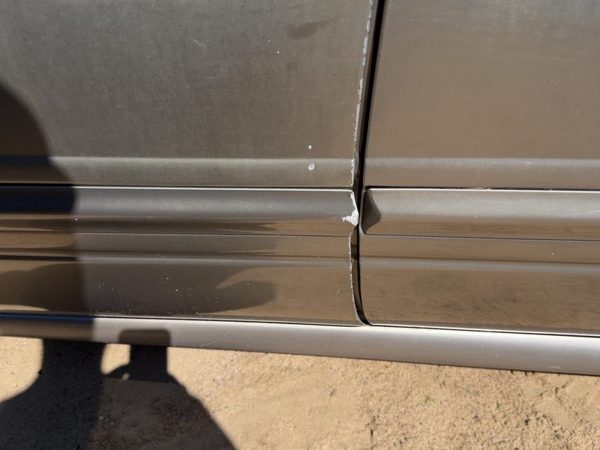 2000-2005 Buick Lesabre Driver Left Front Moulding From Door Oem Bronzemist 54U — photo 3