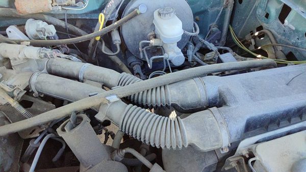 87-93 F150 Complete Air Intake Cleaner Filter Box Housing With Tube Oem 4.9L — photo 3