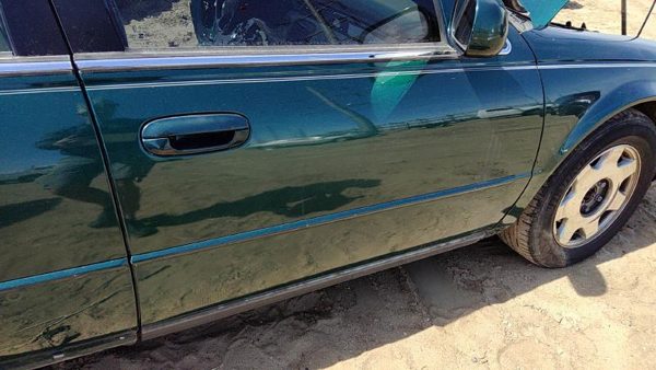 1999 Cadillac Seville Front Door RH Green — photo 5