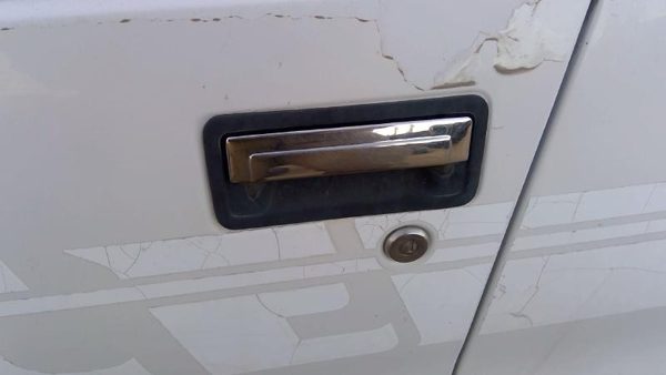 93-96 Chevy Caprice Driver Left Front Outside Door Handle Oem — photo 2