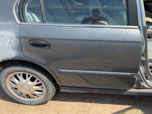 1997 Honda Civic Rear Door RH Blue B-73M — photo 3