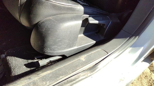 2006-2010 Vw Passat Driver Left Side Seat Trim Panel Oem Qq Black — photo 3