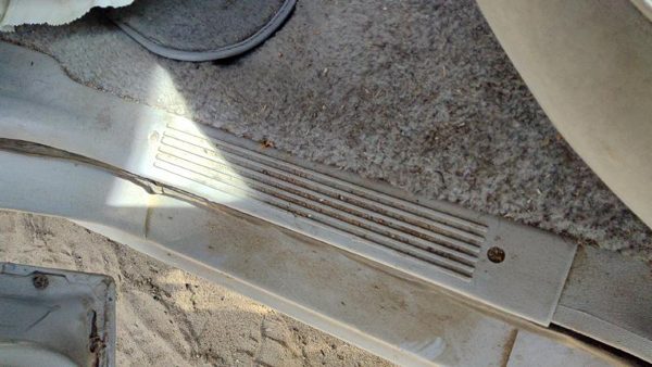 83-87 Mercury Grand Marquis Driver Left Front Lower Sill Step Kick Trim Gray Oem — photo 7