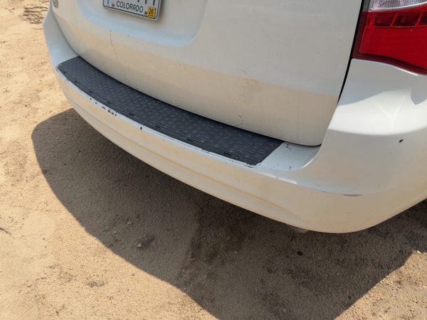 2011-2016 Chrysler Town & Country Rear Bumper Cover Assembly Oem Back White Pw1 — photo 9