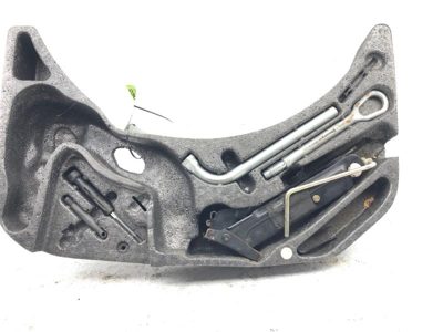 2000 Audi A8 Complete Jack And Tool Set With Tray Oem Emergency Spare Tire