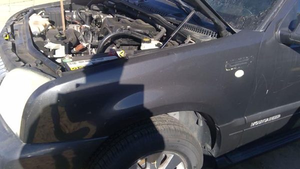 2007 Mercury Mountaineer Fender LH Charcoal G5 — photo 4