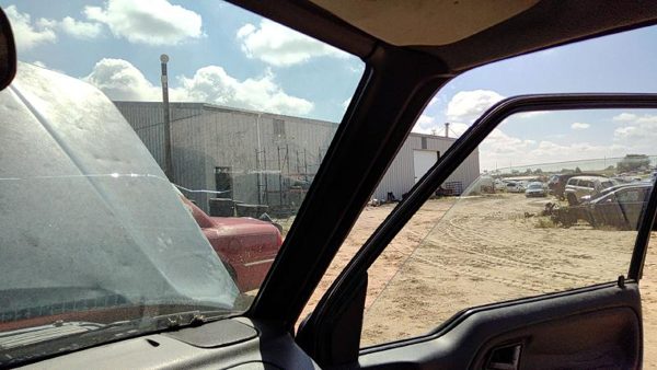 97 Suzuki Sidekick Passenger Right A Pillar Trim Windshield Post Panel Gray Gri — photo 2