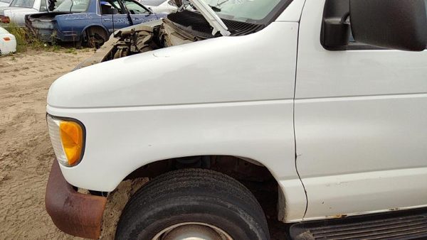 1992-1996 Ford Van E250 Driver Left Front Fender Oem White F4Uz16005A — photo 2