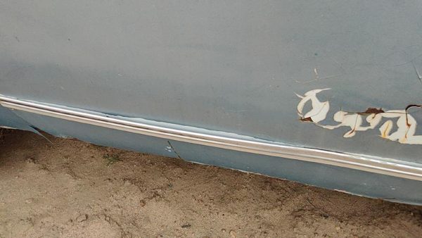 1973 GMC Jimmy Front Door Moulding LH Chevy C10 Blue — photo 8