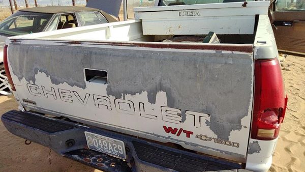 1988-1999 Chevy Silverado 1500 Tail Gate Oem White — photo 2