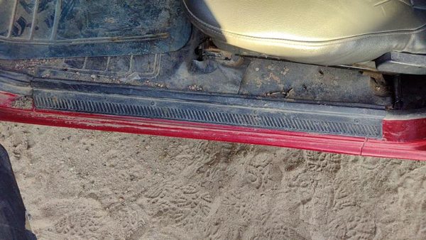 95-97 Nissan Hardbody Driver Left Lower Sill Step Moulding Trim Panel Oem Gray — photo 4