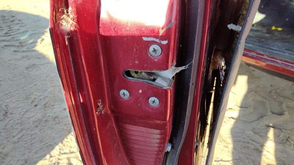 1995-1997 Nissan Hardbody Driver Left Front Door Latch With Rods/Cables Oem — photo 5