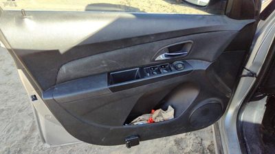13-14 Chevy Cruze Driver Left Front Door Trim Panel With Master Switch Black Afo