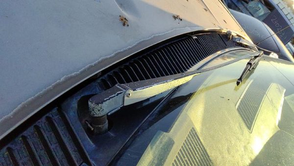 1994-1999 Chevy Suburban Driver Left Windshield Wiper Arm Oem Blade Lever — photo 5