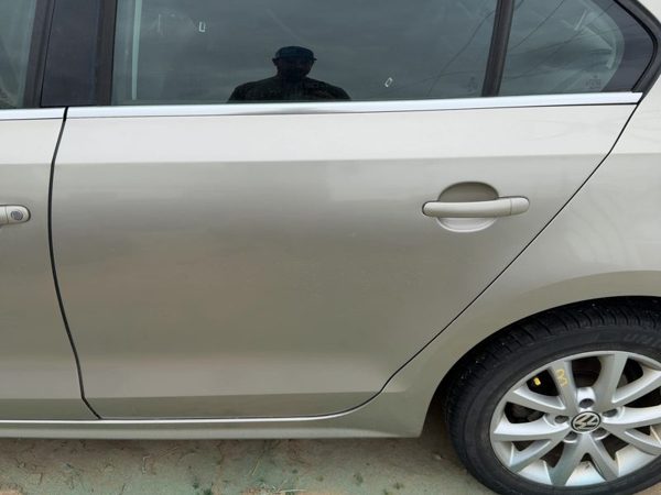 2014 Volkswagen Jetta Rear Door LH Beige — photo 2