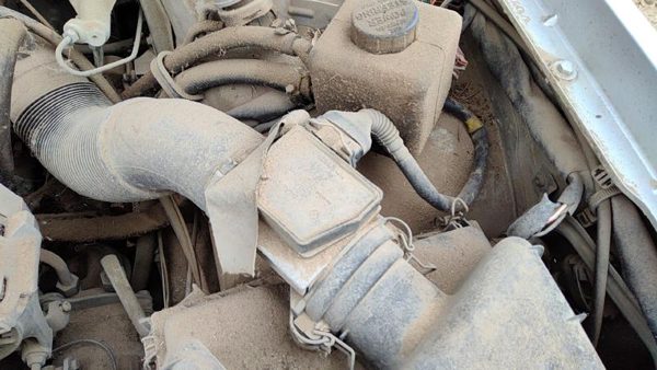 1991 Volvo 740 Air Flow Meter 2.3L — photo 1