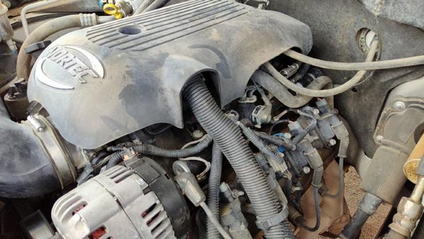 01-06 Chevy Silverado 2500 Complete Fuel Rail With Injectors Set Loaded Oem 6.0L — photo 2
