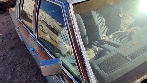 1980-84 Deville Sedan Passenger Right Front Side Window Door Glass Oem 20106914 — photo 3