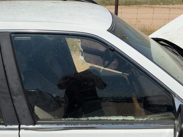 1986-1989 Honda Accord Lx Passenger Right Front Side Window Door Glass Oem Sedan — photo 2