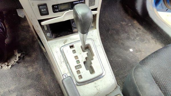 10 Toyota Corolla Floor Shifter Lever Assembly Shift Unit Automatic Transmission — photo 1