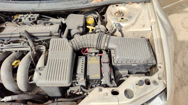 1999 Dodge Stratus Air Cleaner Complete Intake Filter Box Housing With Tube OEM — photo 2
