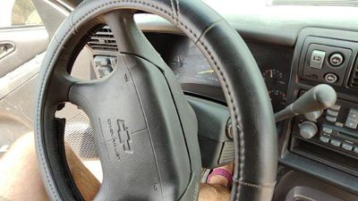1996 S10 Blazer Steering Wheel OEM Gray 16759293