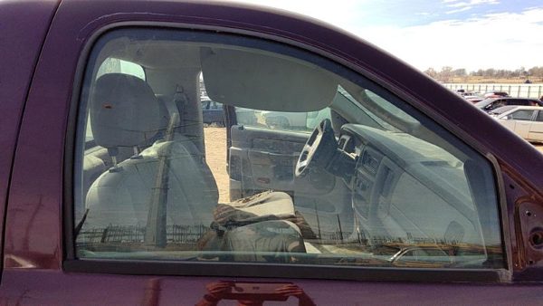03-09 Ram 2500 Passenger Right Front Side Window Door Glass Regular Cab Oem — photo 1