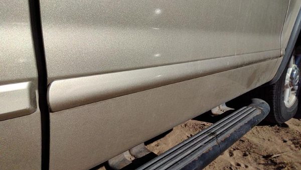 01-03 Explorer Passenger Right Front Moulding From Door Trim B2 Harvest Gold — photo 3