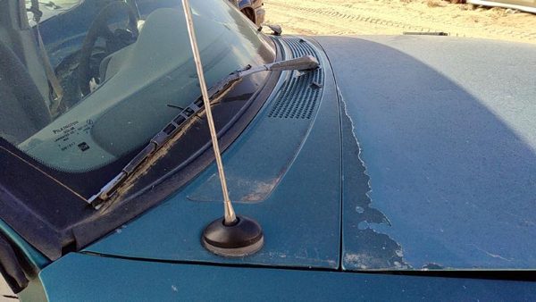 1998-2011 Ford Ranger Windshield Wiper Cowl Vent Trim Panel Oem Cover — photo 3