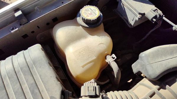 2002-2005 Ford Explorer Coolant Reservoir Radiator Overflow Tank Bottle Oem — photo 3