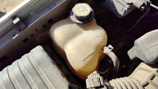 2002-2005 Ford Explorer Coolant Reservoir Radiator Overflow Tank Bottle Oem — photo 2