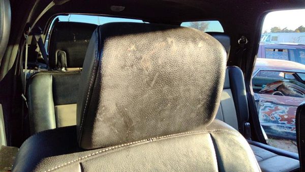 07-08 Expedition Passenger Right Front Head Rest Leather Seat 1W Black/Camel — photo 1
