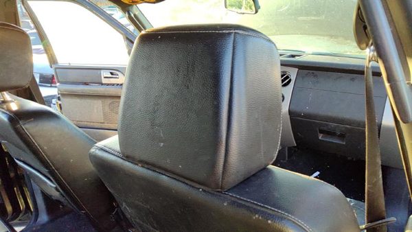 07-08 Expedition Passenger Right Front Head Rest Leather Seat 1W Black/Camel — photo 4