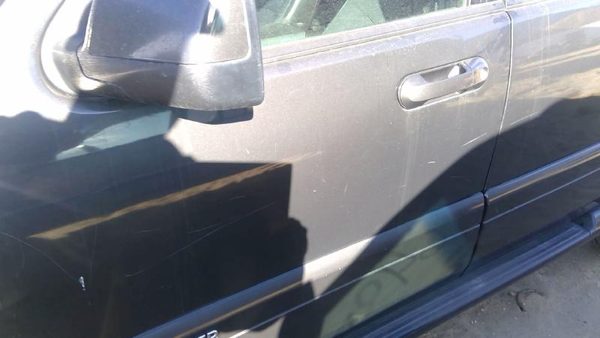 2007 Mercury Mountaineer Front Door LH Charcoal G5 — photo 4