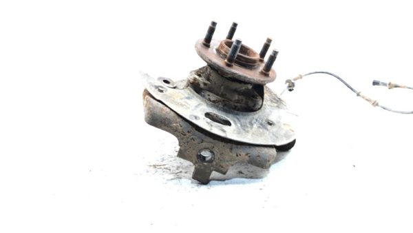 01-02 Explorer 2 Door Passenger Right Front Spindle Steering Knuckle With Wheel — photo 5
