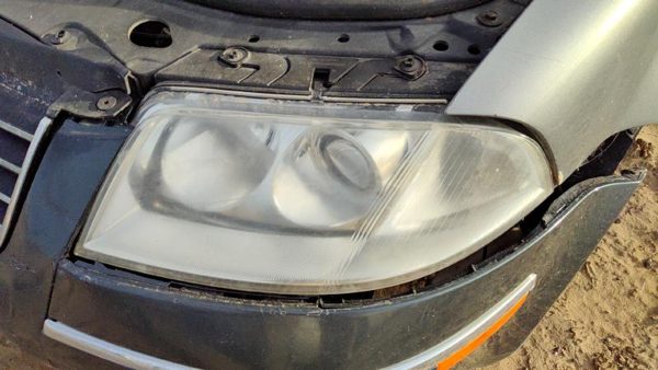 2001-2005 Vw Passat Driver Left Head Light Oem Front Lamp 3B0941015aq — photo 3