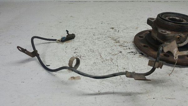1996-2000 Chevy Silverado 2500 Front Wheel Hub Assembly Oem — photo 7