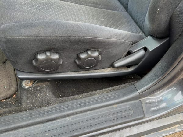 2005 Nissan Altima Driver Left Side Seat Trim Panel Oem Charcoal G — photo 2