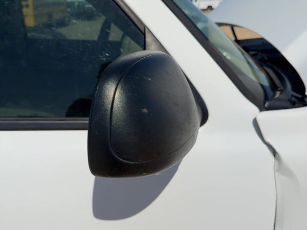 03-07 Chevy Silverado 2500 Passenger Right Power Side Mirror Door Mounted Oem — photo 2