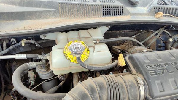 2002-2006 Jeep Liberty Coolant Reservoir Radiator Overflow Tank Bottle Oem — photo 4