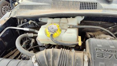 2002-2006 Jeep Liberty Coolant Reservoir Radiator Overflow Tank Bottle Oem